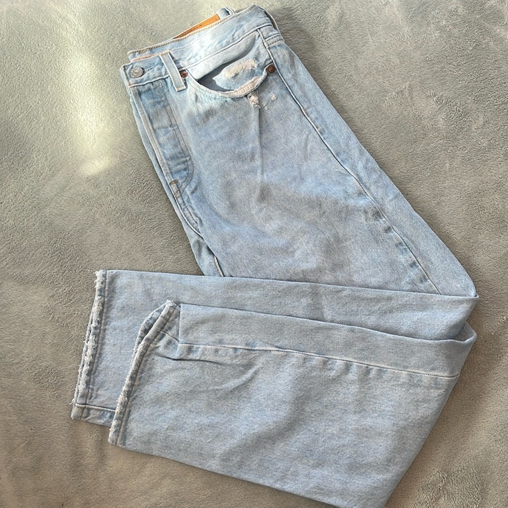 Levis wedgie straight jeans